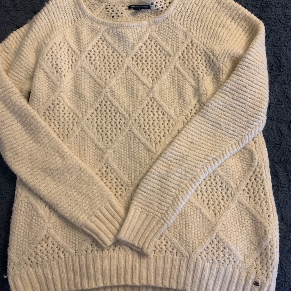 American Eagle Sweater